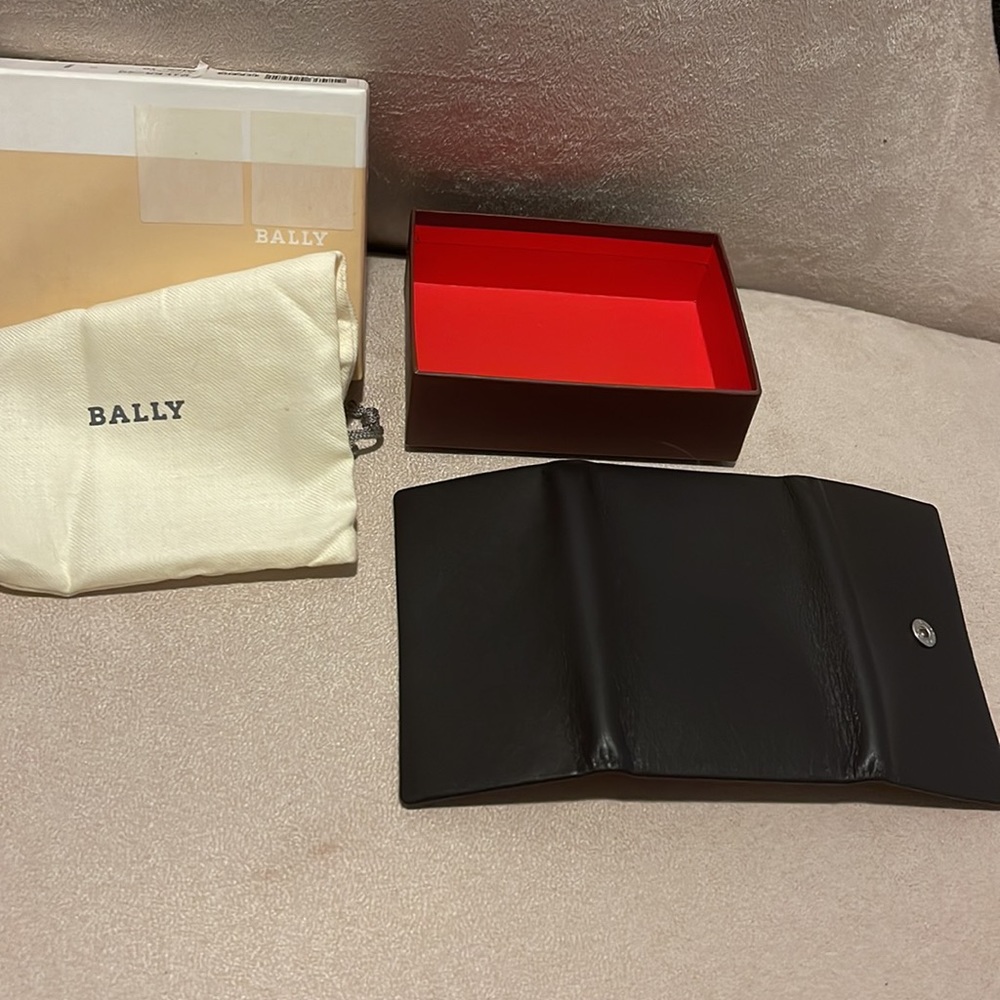 Bally - Picture 3 of 3